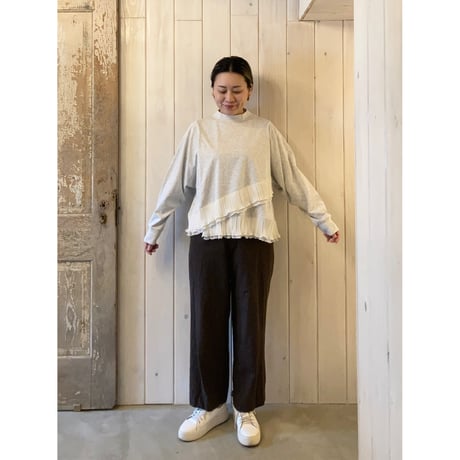 アシンメトリー フリルプルオーバー