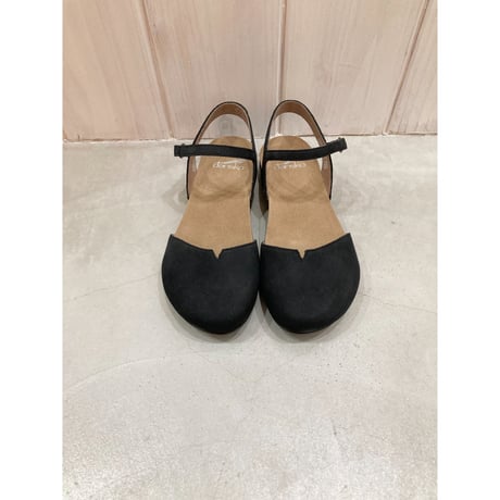 Dansko Rowan　ペタンコサンダル