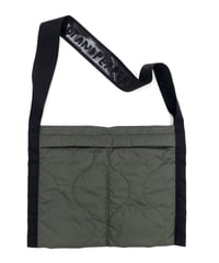 SALT AND PEPPER STAFF BAG SHORT