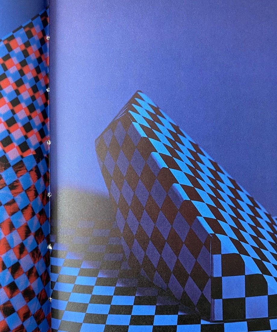 5db52765220e75730bbbf8d1