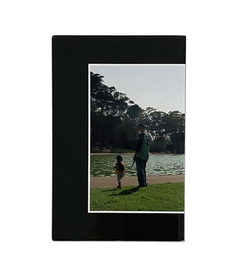 Ethan Hassi　”Photos Of People Being Human”