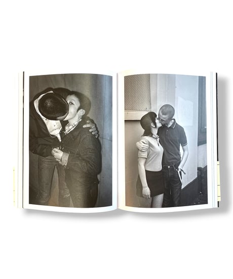 Derek Ridgers "HELLO, I LOVE YOU"
