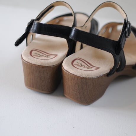 dansko　SEASON（Black / Camel）