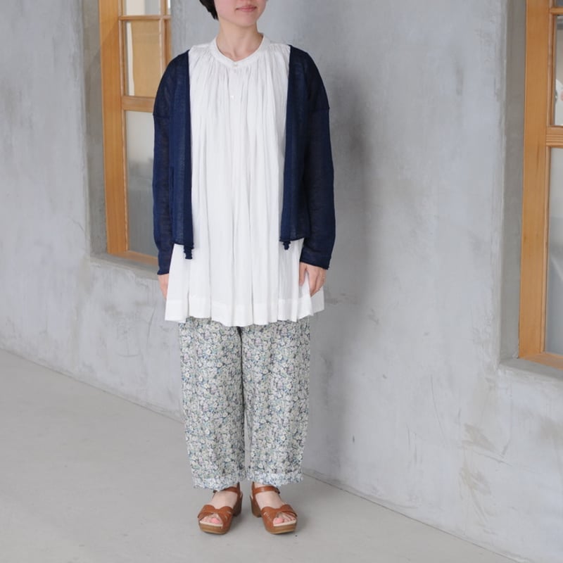 Atelier d'antan 　リネンカーディガン ハーフスリーブ　クリーム Atelier d'antan リネンカーディガン ハーフスリーブ クリーム