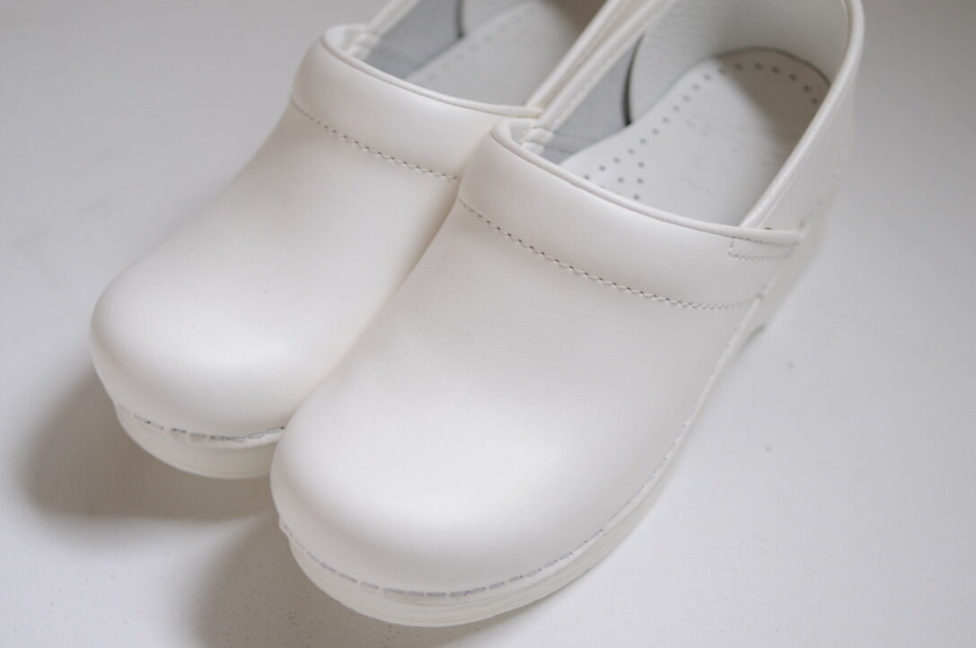 dansko PROFESSIONAL（White Box） | 04 STORE