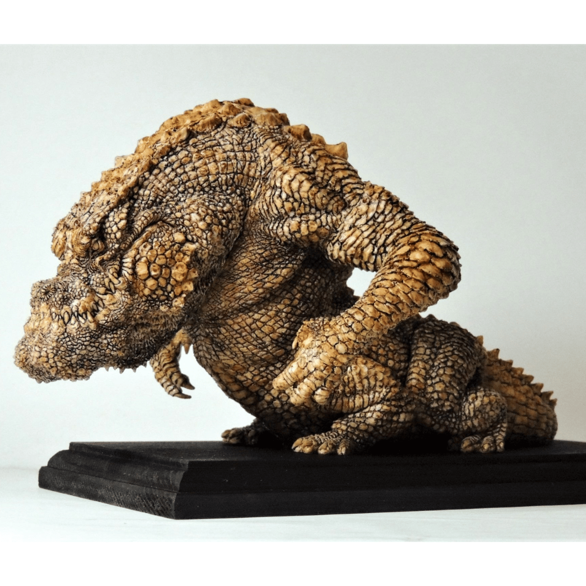 鰐龍 ワニラ （組み立て済み・墨入れ塗装版） | 松本正清 造形販売所