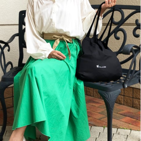 Eva et Lilit コットン トートバッグ B4横サイズ 奥行15cm