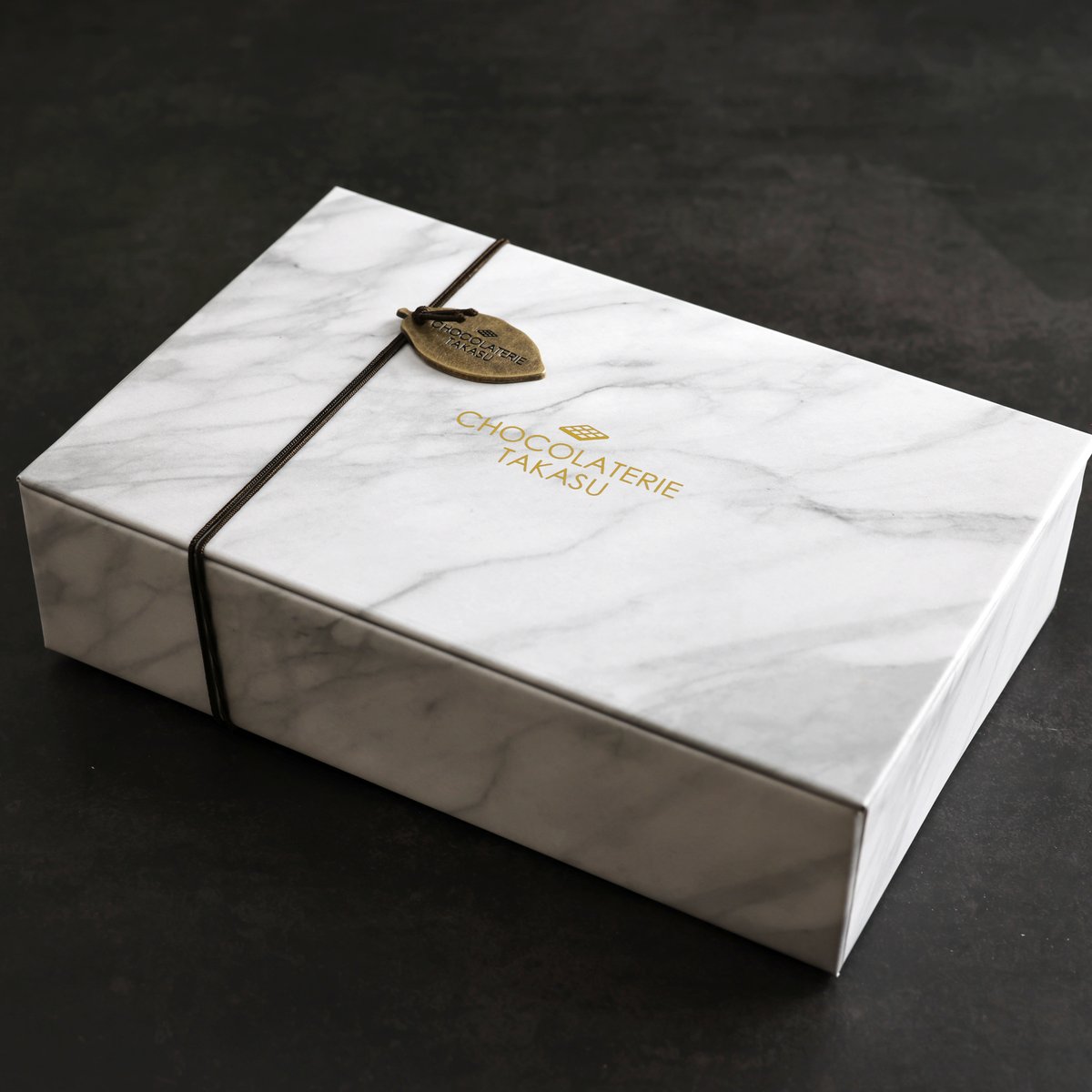 ボンボンショコラ30P | CHOCOLATERIE TAKASU