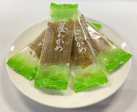 国産茎わかめ 梅かつお味 63g×12入 | 【公式】壮関 素材菓子専門店