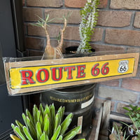 エンボスメタルサイン　ROUTE 66 RED