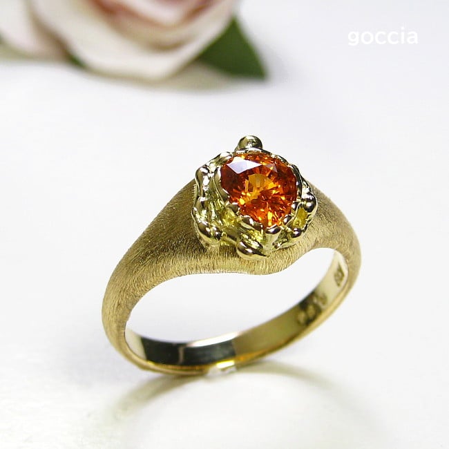 マンダリンガーネットのK18ゴールドリング！（1点もの） | 結婚指輪と