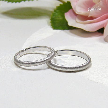 甲丸の結婚指輪、シルクサテン仕上げ（161-la、162-me）
