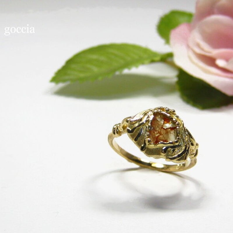 スライスダイヤの18金ゴールドリング、一点モノ！ | 結婚指輪と