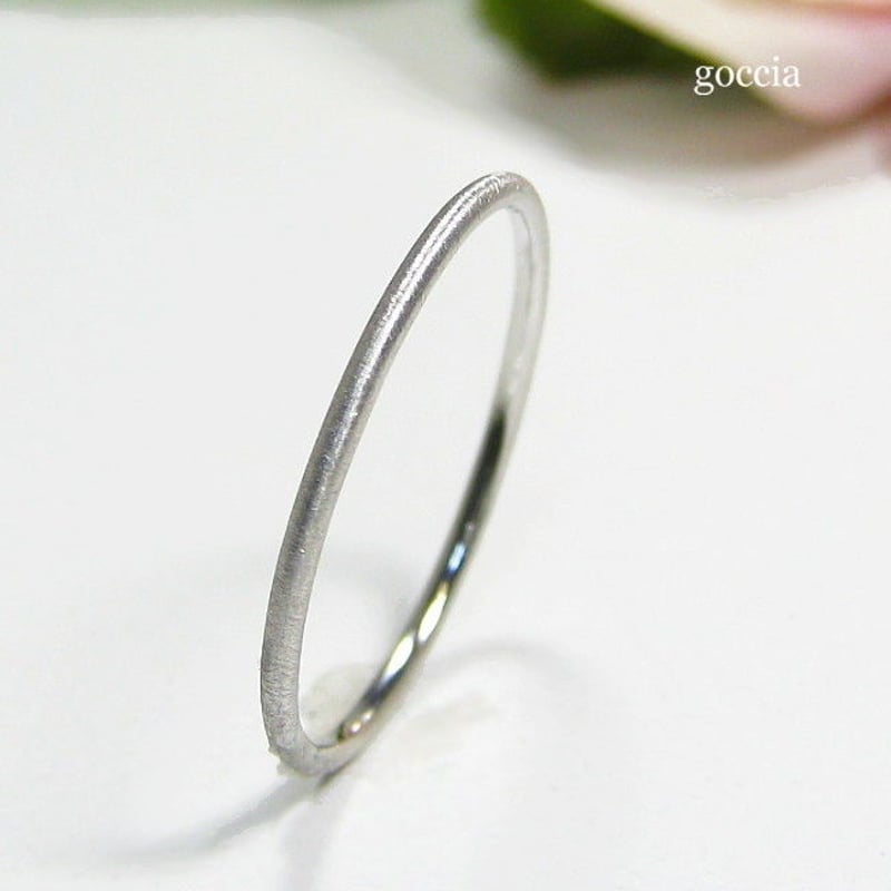 プラチナ、1ミリの細リング（艶消し）、ハードプラチナ900製（FOXY