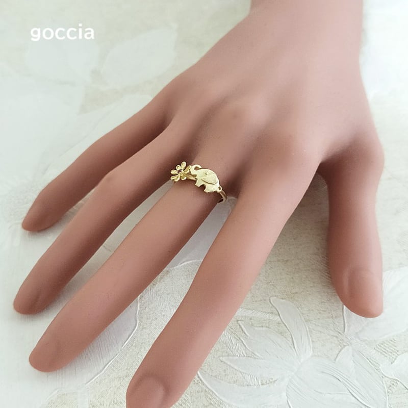 象さんとお花のK18リング（イエローゴールド、ルビー） | 結婚指輪と