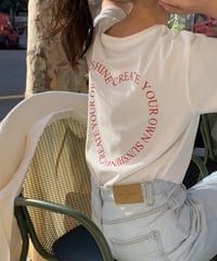 バッグプリント ロゴハートTシャツ