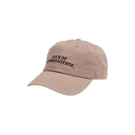 Lack of common sense CollegeLogo Baseball LowCap 【beige】
