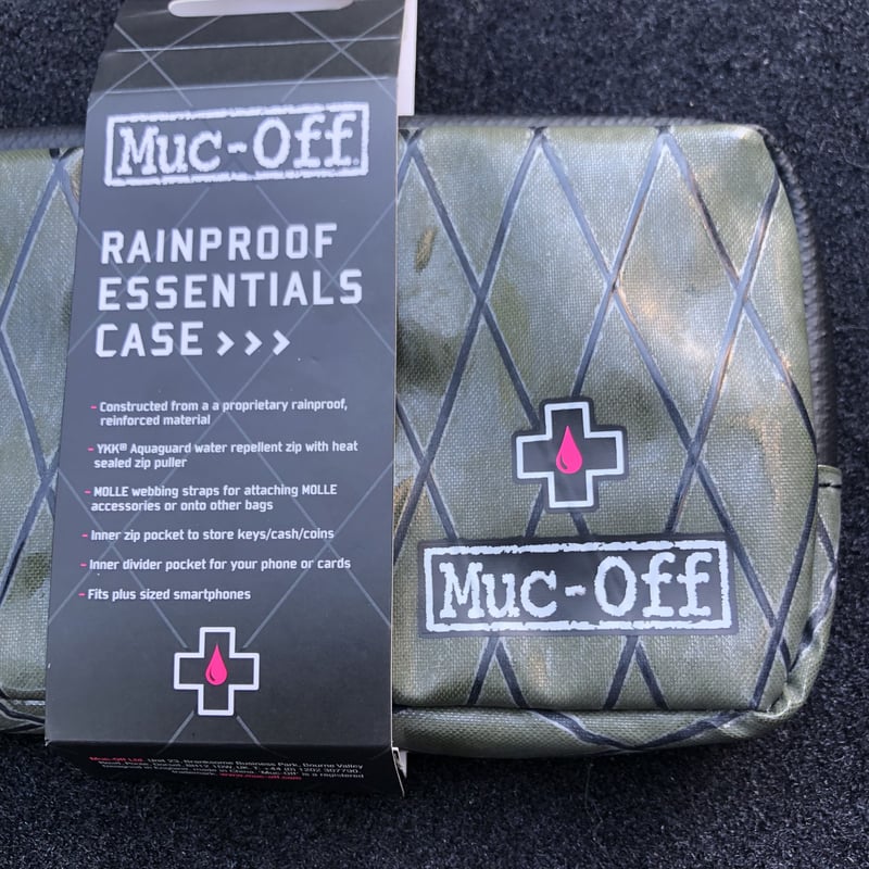 Muc-Off Rainproof Essentials Case - Accessories