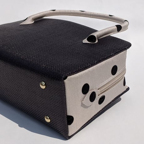 ナイロンパナマ利休バッグ(八寸) BLACK/DOT