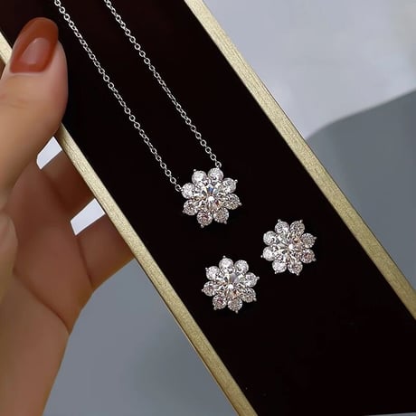 zirconia flower stone pierce