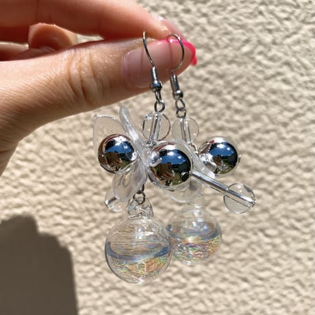 clear flower × silver water hook pierce