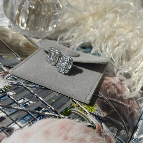 square stone gorgeous pierce