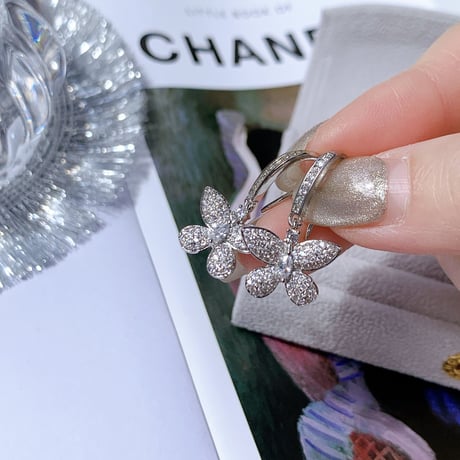 butterfly stone hook  pierce