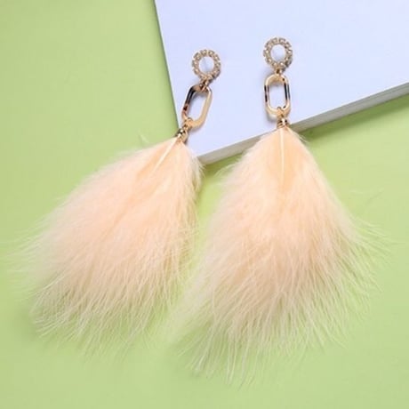 amber × feather  pierce
