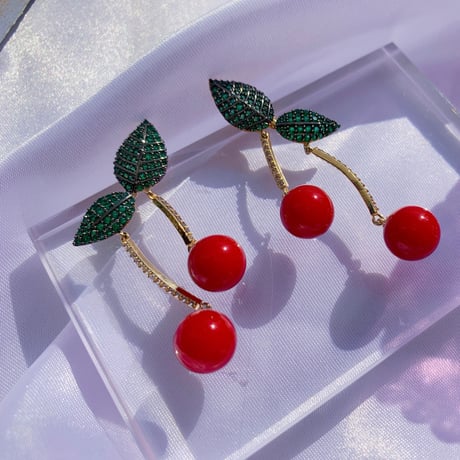 stone cherry pearl  pierce