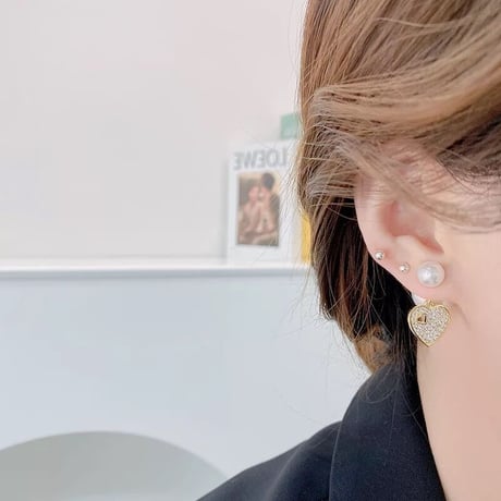 heart double  pearl catch pierce