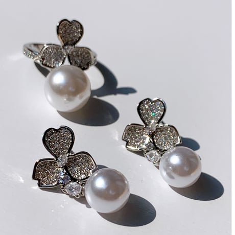 clover ×  pearl pierce