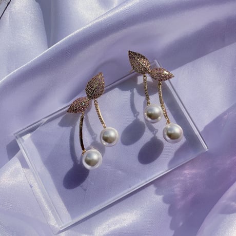 stone cherry pearl  pierce