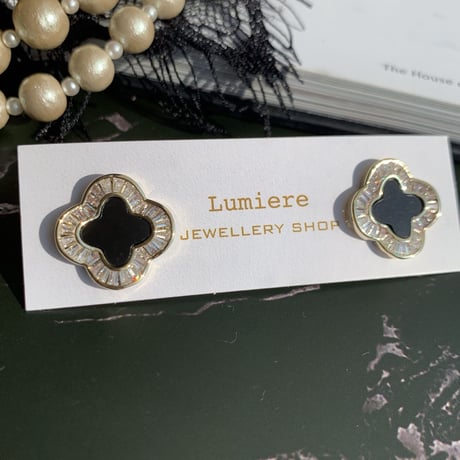 black flower stone pierce