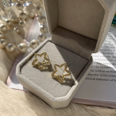 star flower stone mini pierce