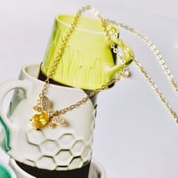 bee stone necklace