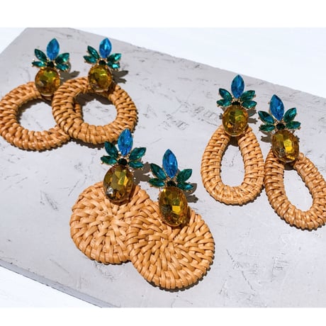 pineapple lantern pierce