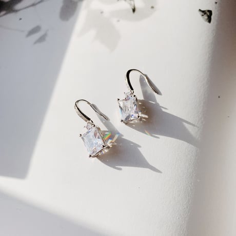 square stone hook  pierce