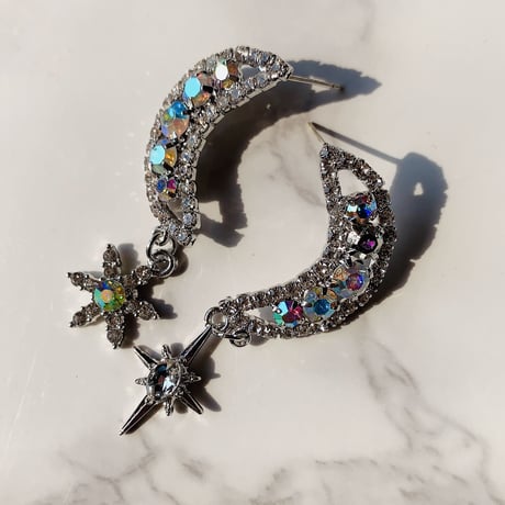 moon stone asymmetry pierce