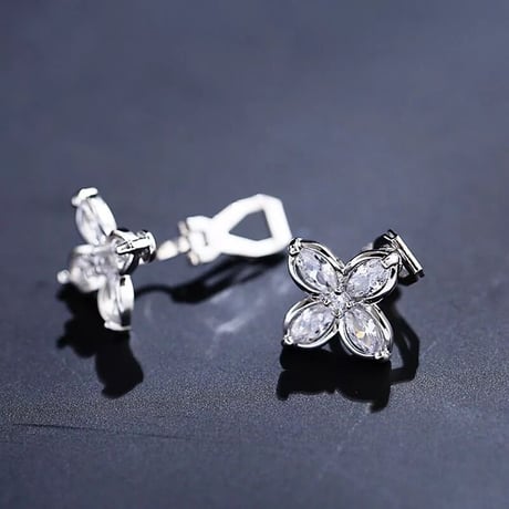 one point flower earring