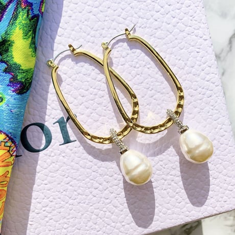 baroque pearl stone hoop pierce