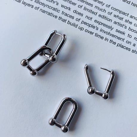 simple chain pierce 1