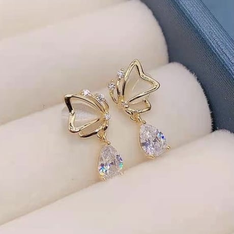 butterfly drop stone pierce