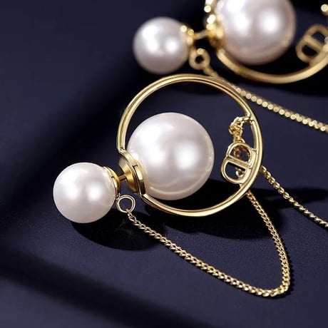 double pearl catch pierce