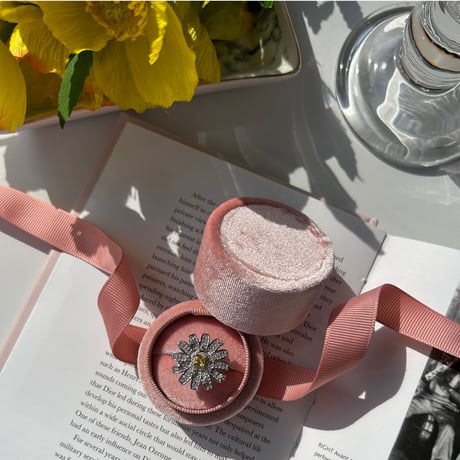 marguerite stone ring