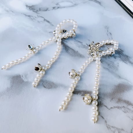 silver flower pearl loop  pierce