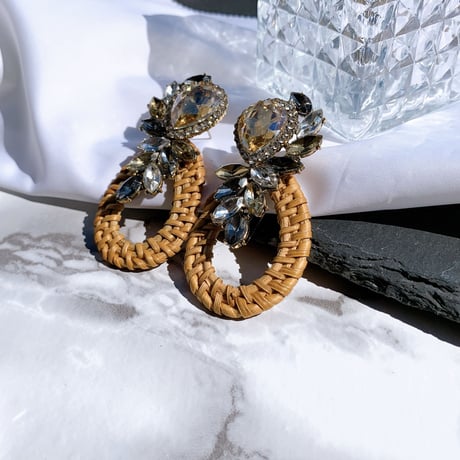 drop bijou lantern pierce