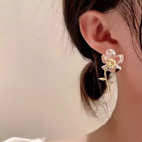 clear flower pierce