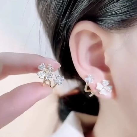 double clover  pierce