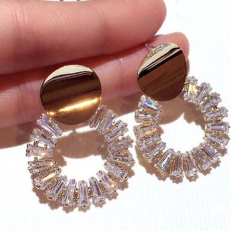 metal gold hoop pierce