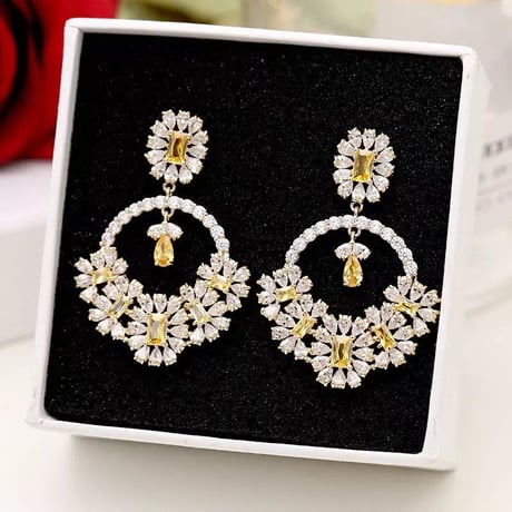flower topaz stone pierce